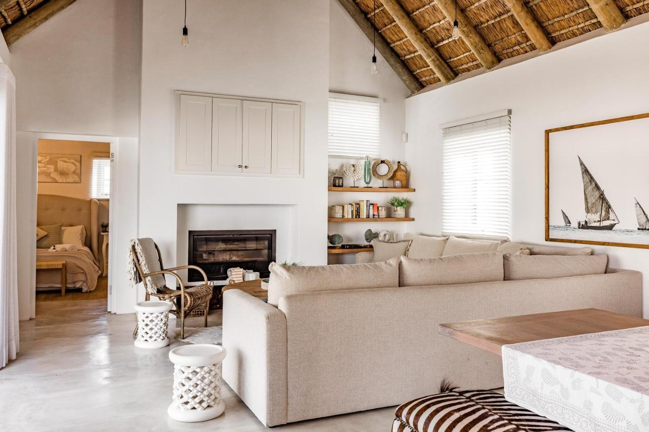 Bliss On The Bay Villa Struisbaai Exterior photo