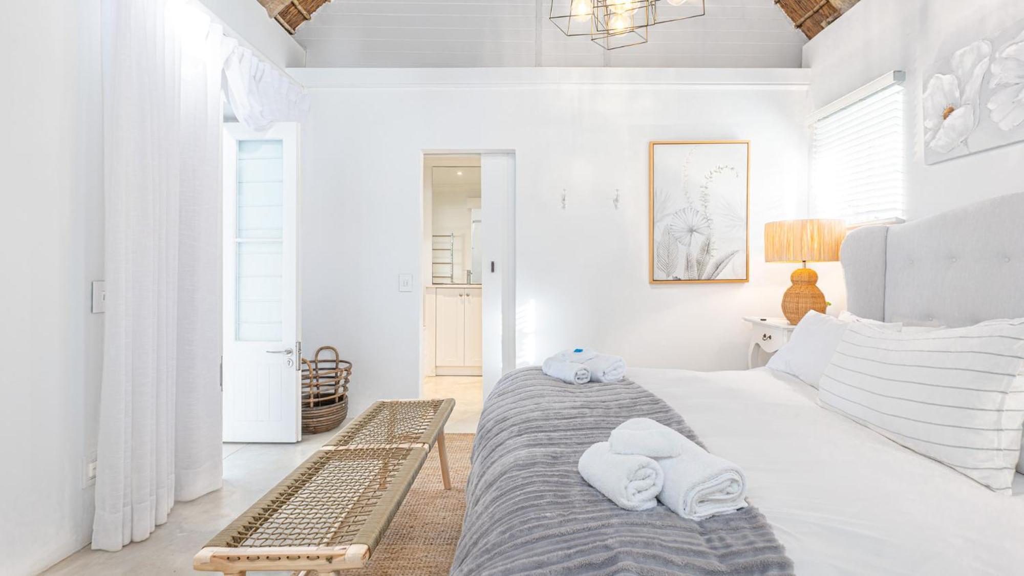 Bliss On The Bay Villa Struisbaai Exterior photo